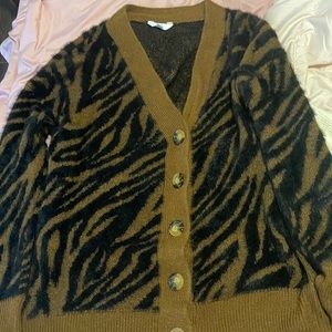 Brown and Black Sweater , Size: Medium, Worn Once or Twice